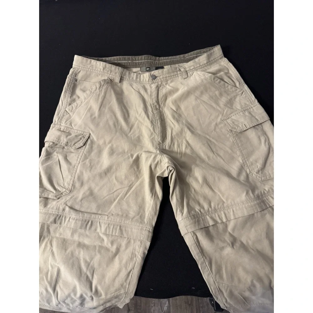 REI Cotton Khaki Pants /Zip Off Legs/size 38x32